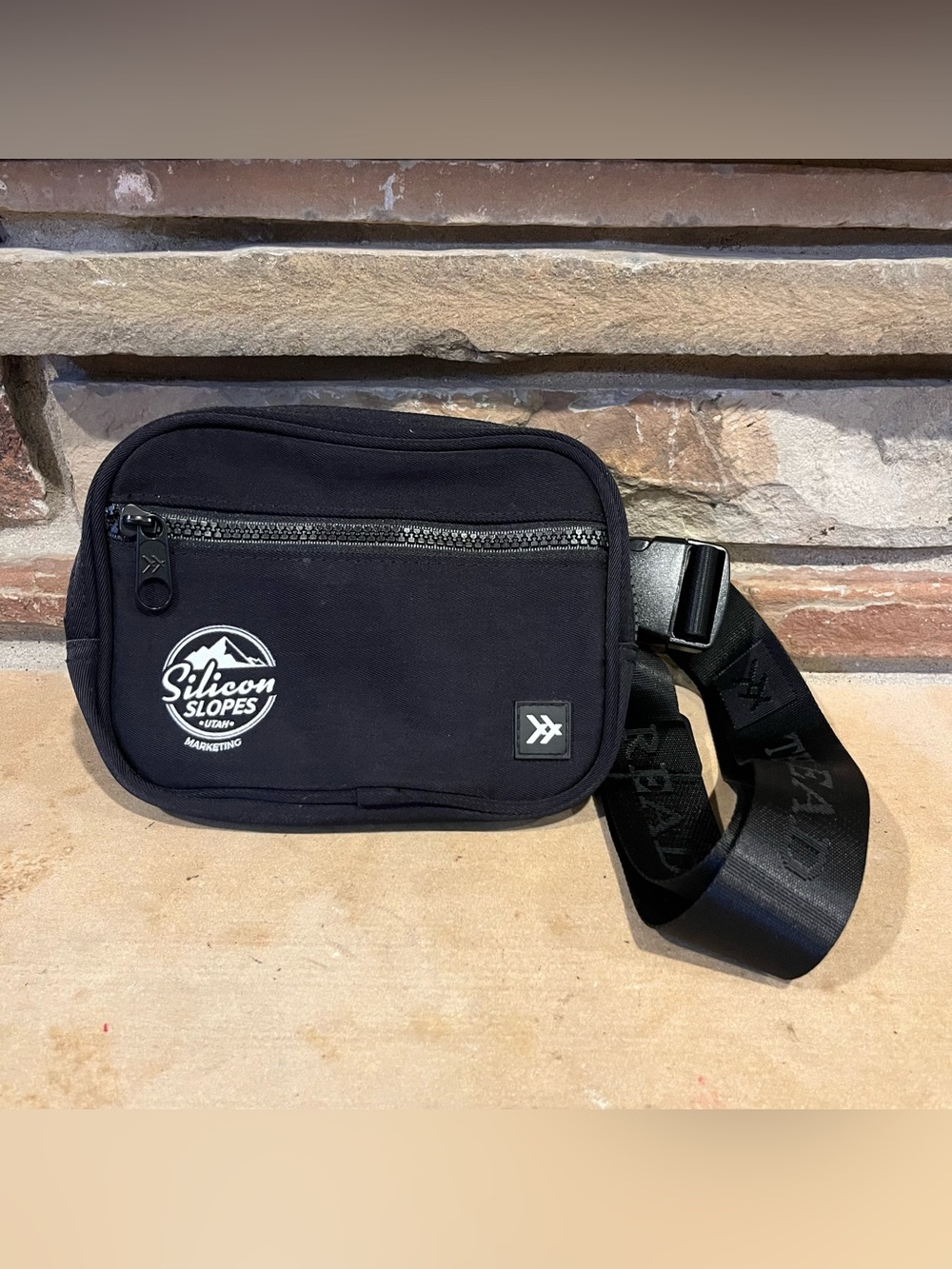Thread Wallets Silicon Slopes Black Mini Crossbody Waist Bag